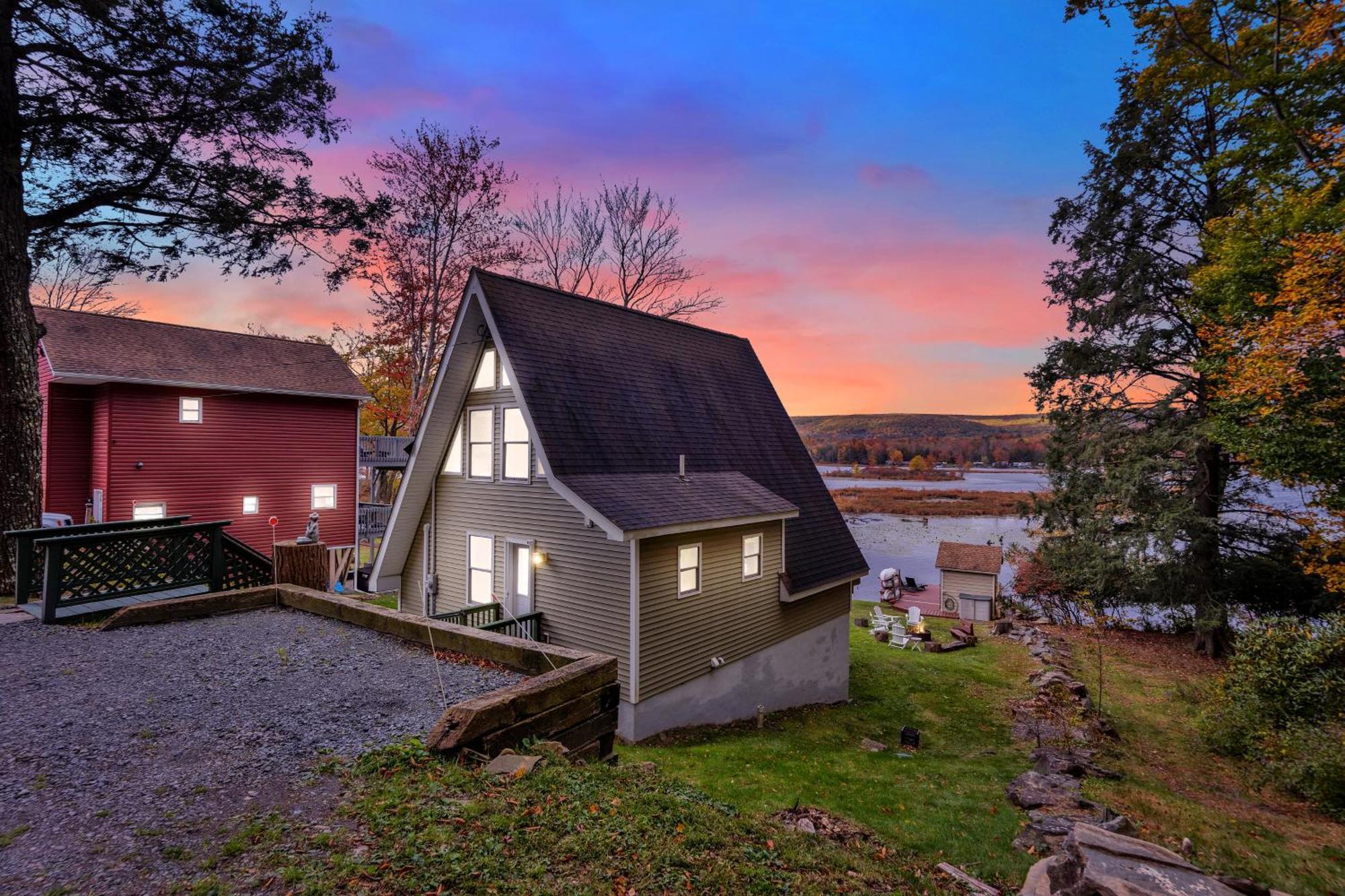 Lakefront A-Frame, Dock, Kayaks, Fire Place Lake Ariel Exterior foto